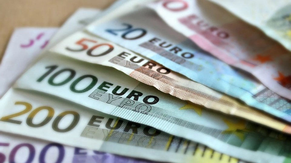 Uvođenje eura znači daljnje osiromašenje većine