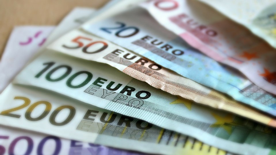 Protiv eura i integracija financijskog sustava