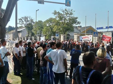 Priopćenje Radničke fronte uz štrajk u Uljaniku i 3. maju